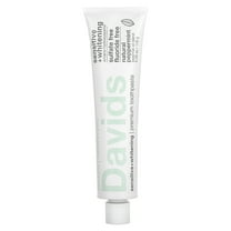 Davids Natural Toothpaste Premium Toothpaste, Sensitive   Whitening, Natural Peppermint, 5.25 oz (149 g)