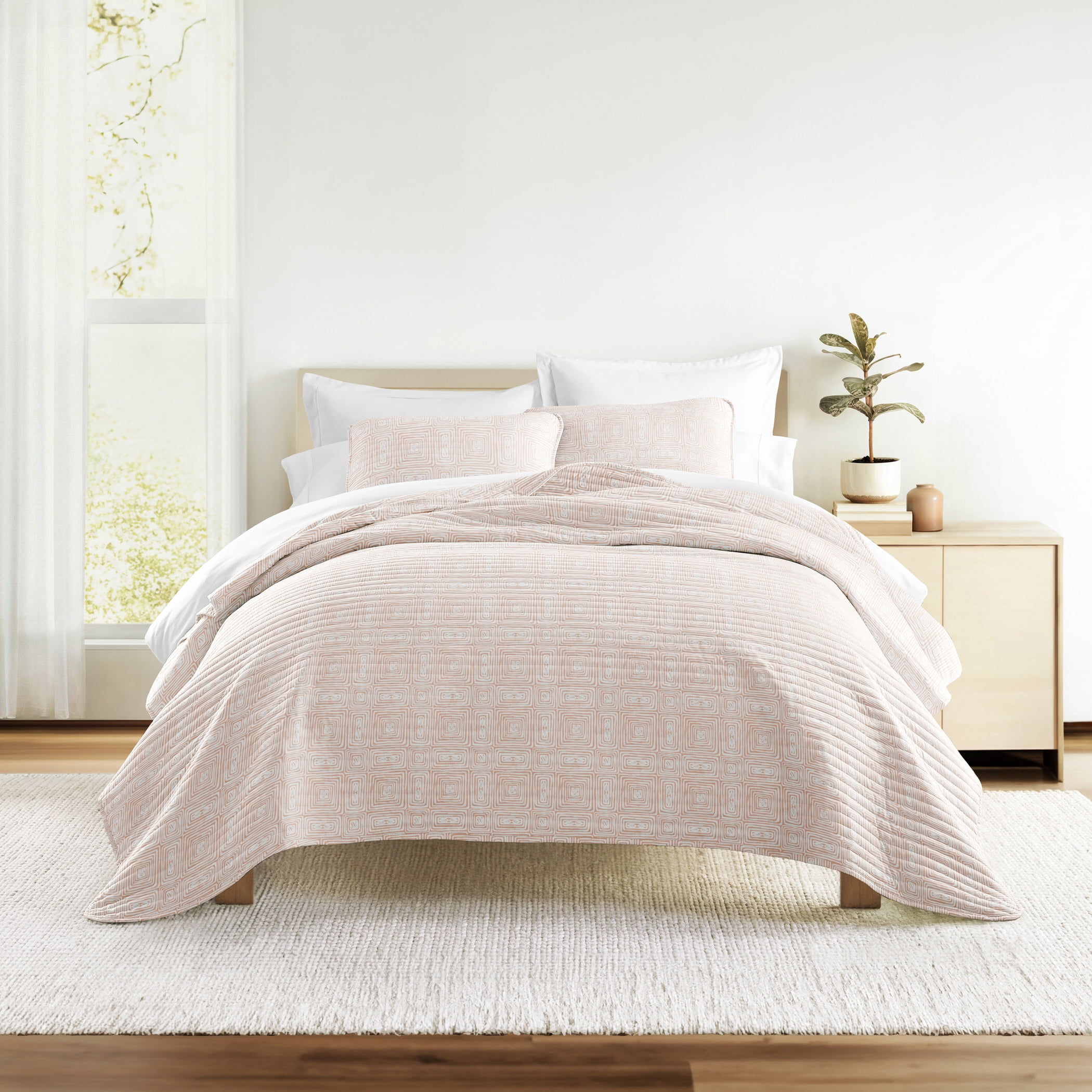 Lightweight Quilt Sets - Wrinkle Free - Coverlet Geometric Apricot Pattern by Comfort Canopy