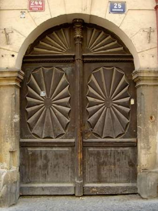Prague Door Vi Canv