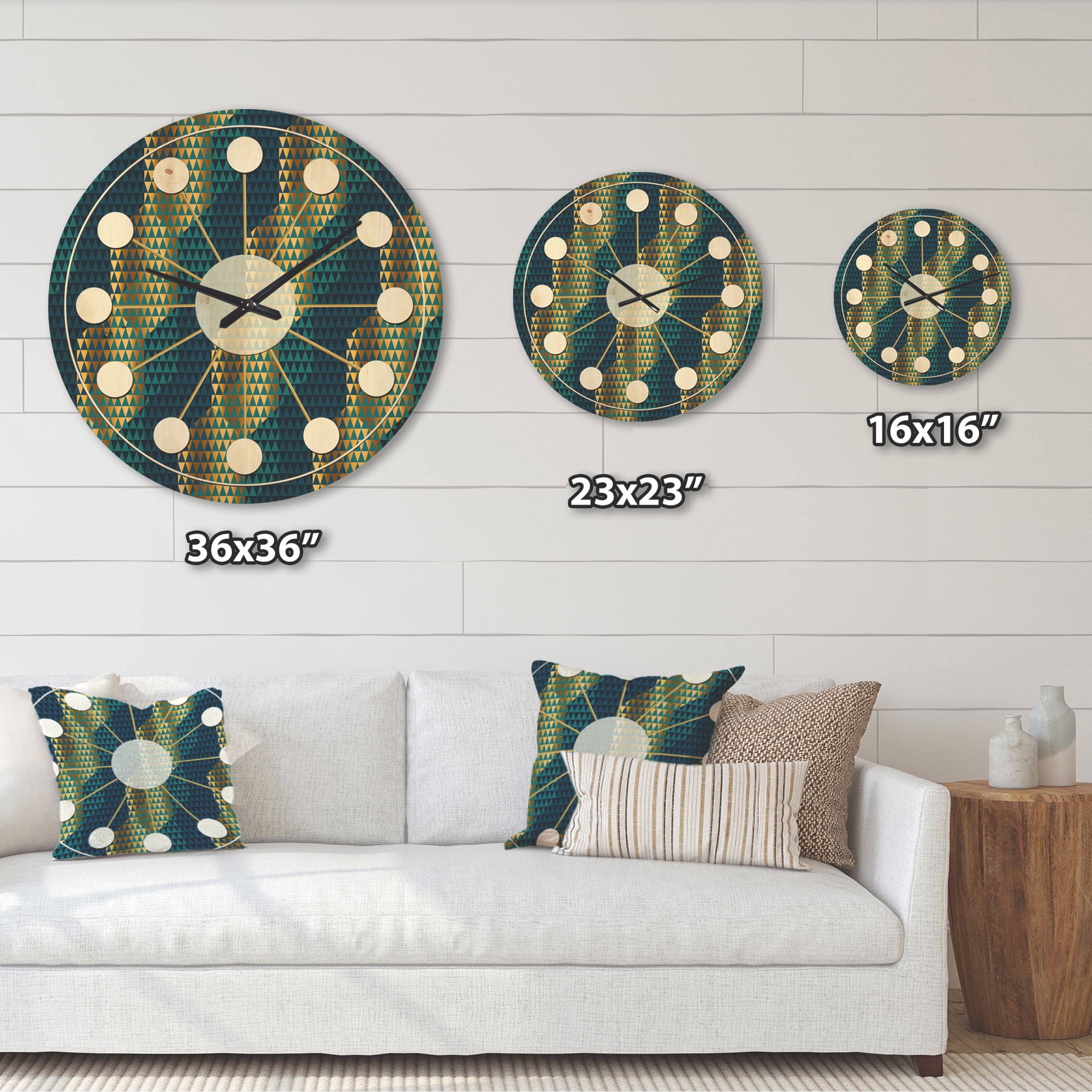 Designart 'Hexagon Retro Pattern VII' Mid-Century Modern Wood Wall Clock