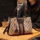 thumbnail image 2 of Bolsos de mujer, nuevos, populares, de moda, versátiles, tipo mensajero, de gran capacidad, con temperamento, para mujer, Guangzhou, 2 of 5