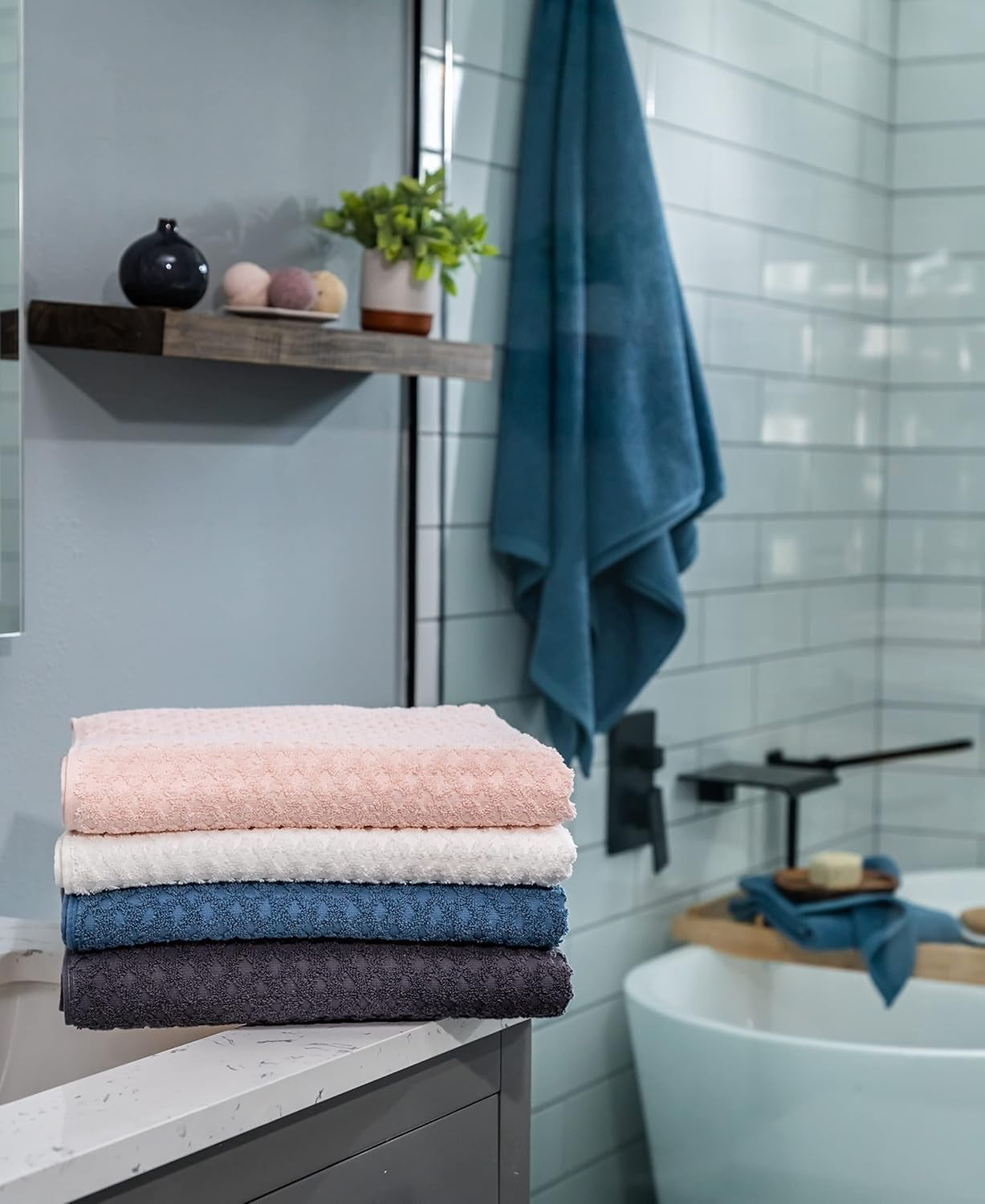 Simpli-Magic Plush Diamond Bath Towels 4 Pack