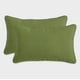 Pillow Perfect Forsyth Solide Intérieur / Extérieur Lombaire Oreiller Peluche, Temps et S'Estomper Résistant, Lombaire - 11,5 "x 18,5", Vert, 2 Comte – image 1 sur 5