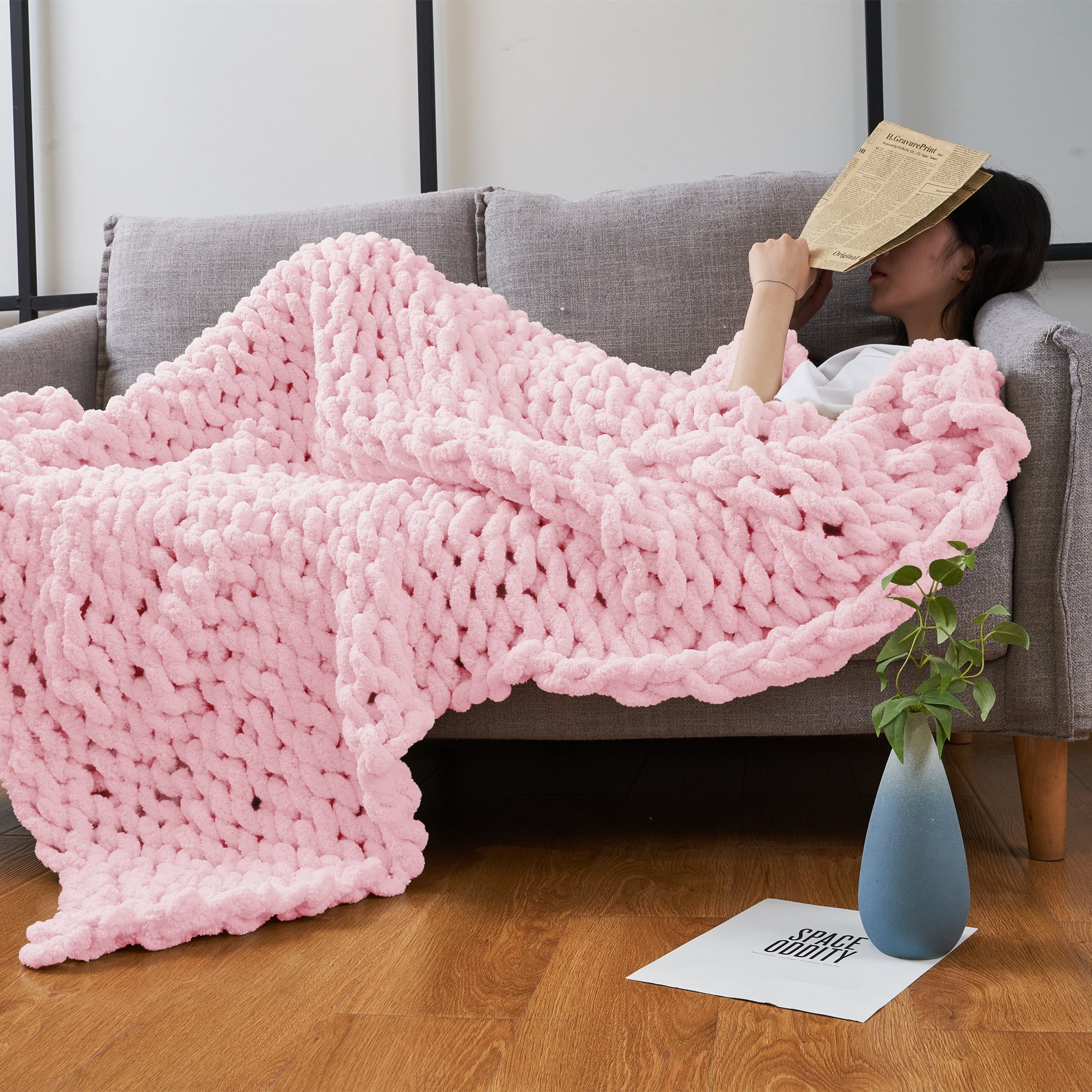 Chunky Knit Blanket in Pink – Comfy Sunday