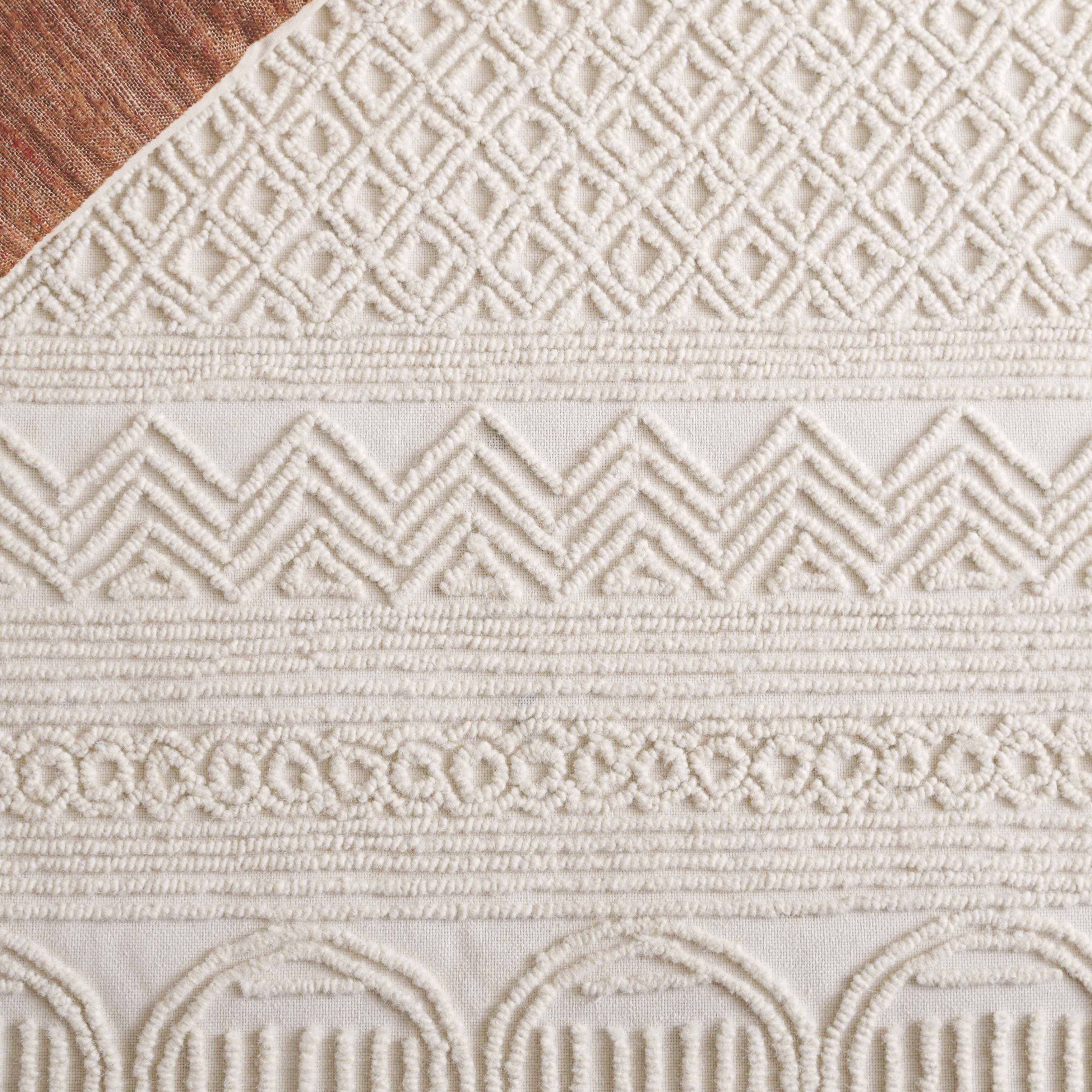 SAFAVIEH Trace Avaline Geometric Area Rug, Ivory, 8' x 10'