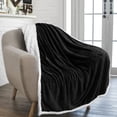 thumbnail image 2 of Manta decorativa Pavilia 127 x 152 cm suave reversible negra, 2 of 3
