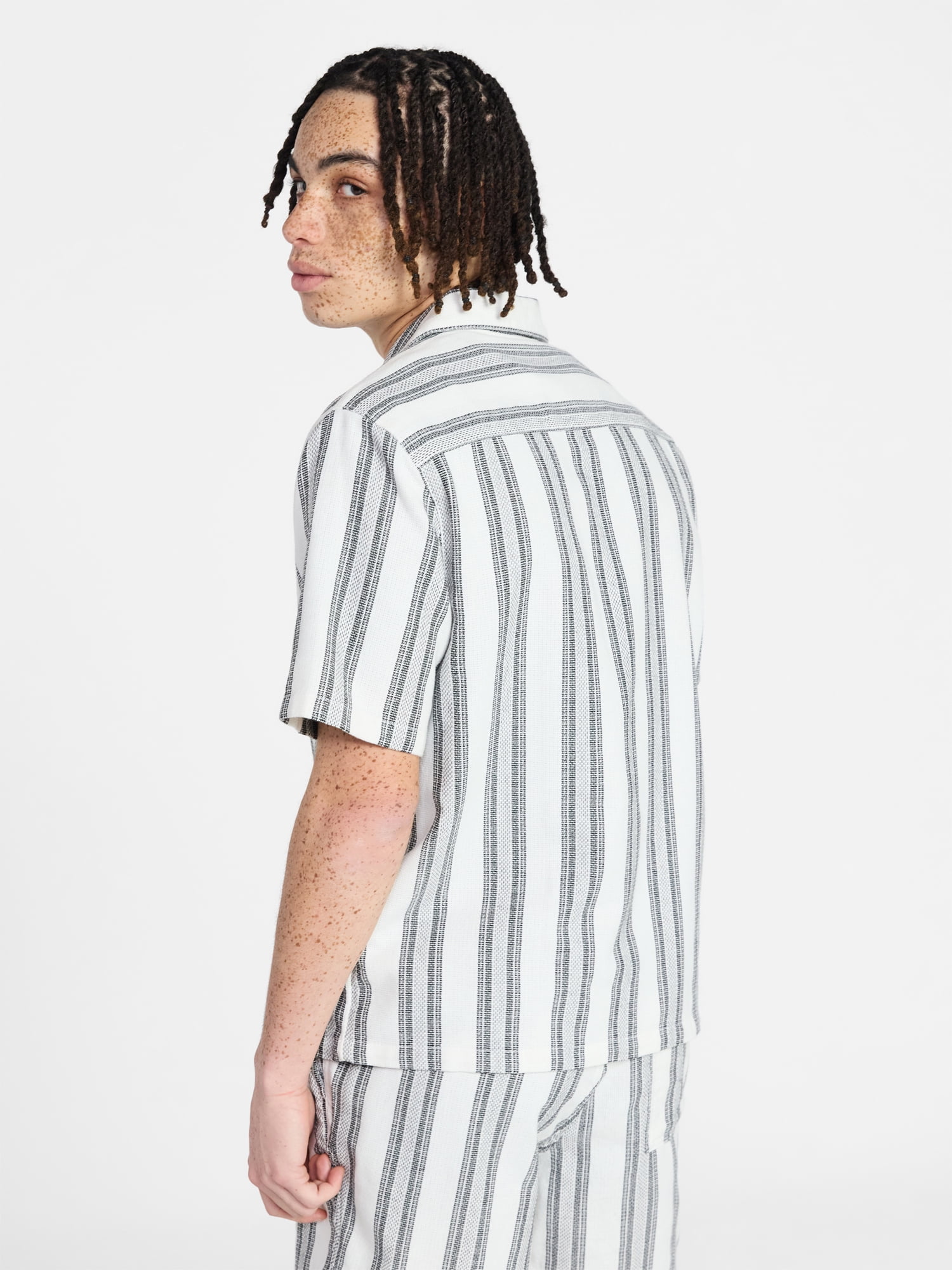 No Boundaries Textured Shirt with Short Sleeves, Men's XS-4XLT