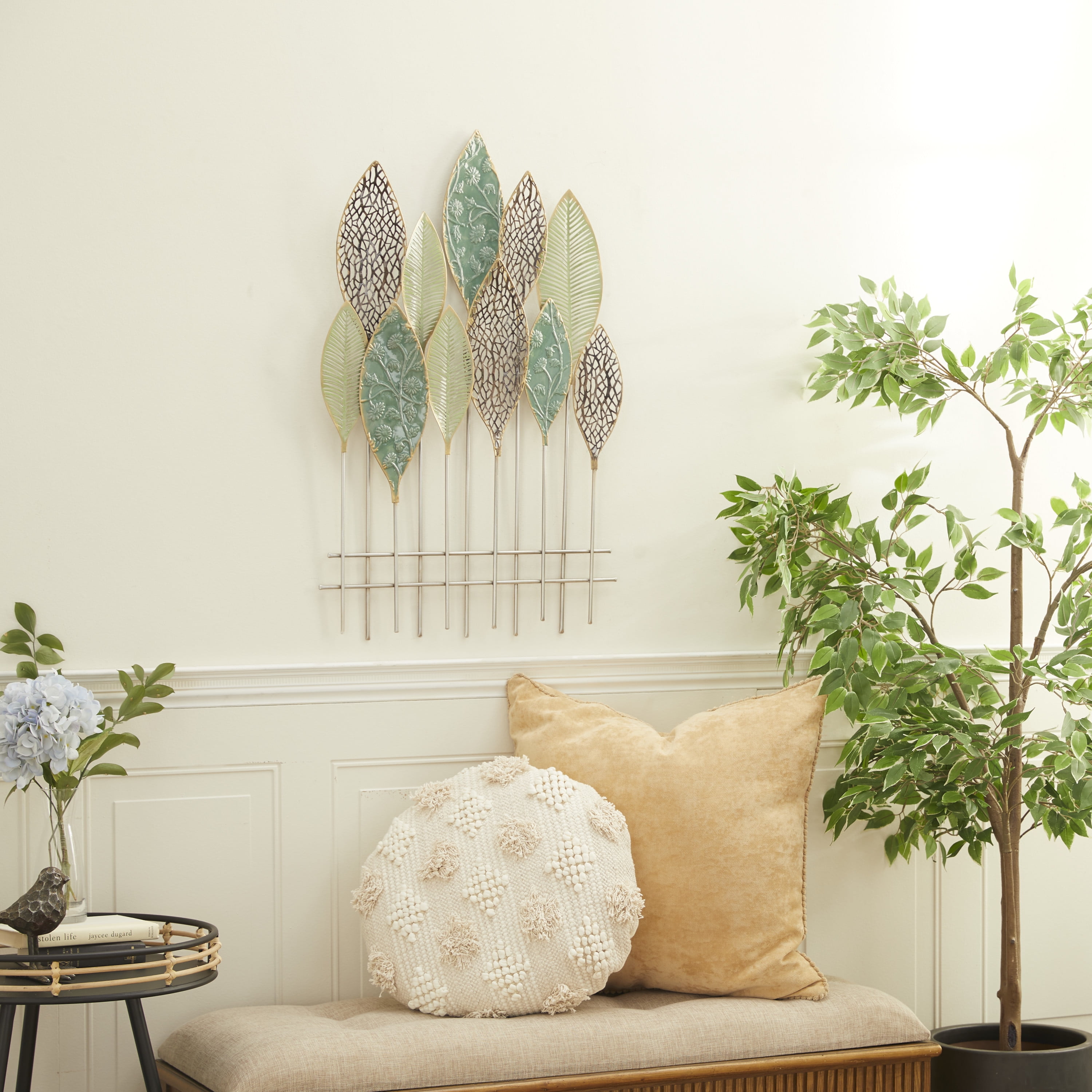 DecMode Green Metal Tall Cut-Out Leaf Wall Decor with Intricate Laser Cut Designs