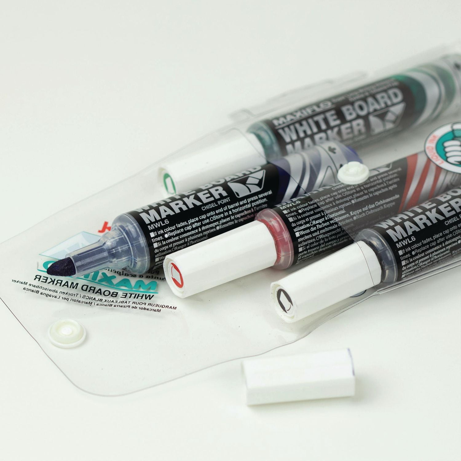 Marqueur pour tableaux blancs, encre liquide. Pointe biseautée. Paquet 4; Noir, Bleu, Rouge, Vert