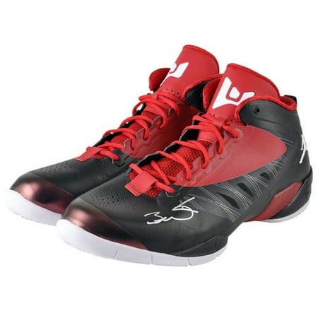 NBA - Dwyane Wade Autographed Shoes | Details: Miami Heat, Red and Black Shoes, White Logo, Red Laces