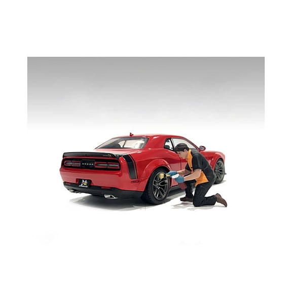 "Detail Masters" Figure 1 (Wheel Cleaning) for 1/24 Scale Models by American Diorama