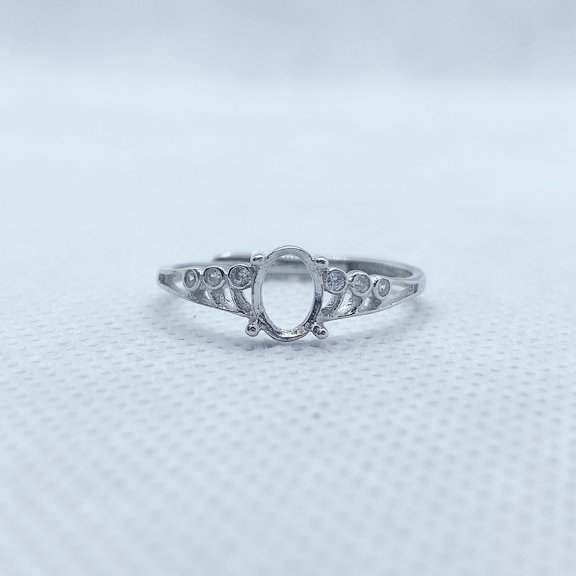 Sterling Silver Ring Holder 5x7mm Four-Prong Empty Ring Base for Women DIY Jewelry Making 925 Silver Ring Setting Seiko