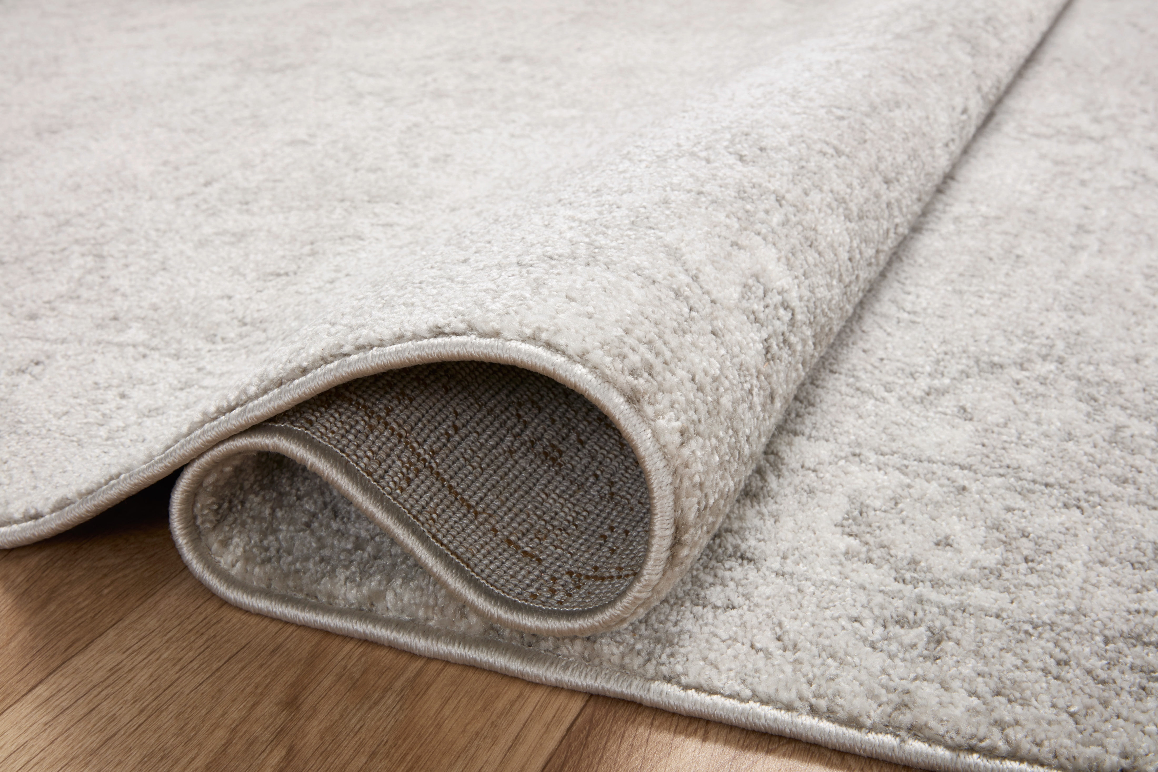 Loloi Odette Silver / Ivory 11'-2" x 15'-7" Area Rug