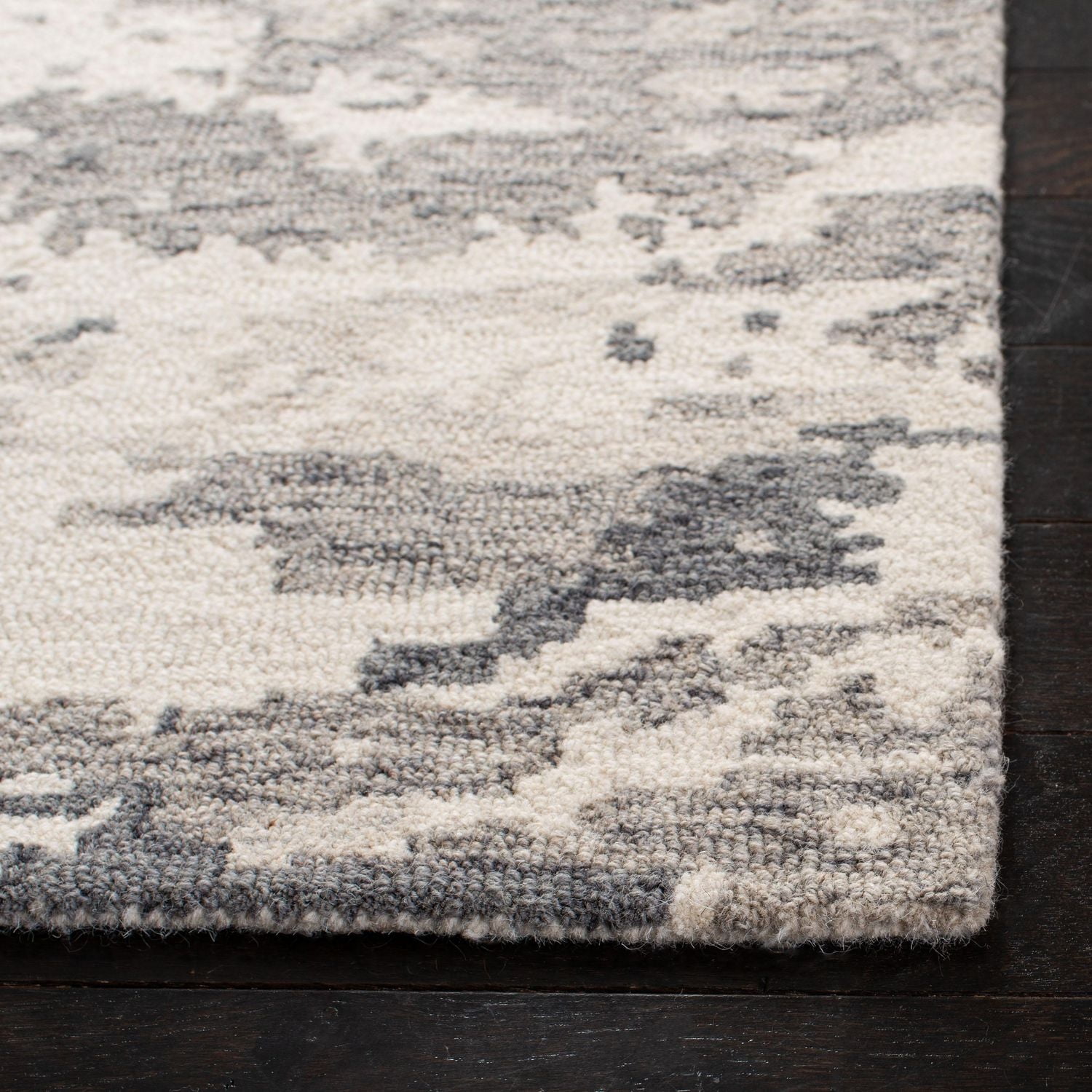 SAFAVIEH Abstract Seachlann Distressed Abstract Wool Area Rug