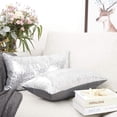 thumbnail image 3 of Pack de 2 fundas de almohada de satén con lentejuelas plateadas YOUR SMILE de 30 x 50 cm, 3 of 7