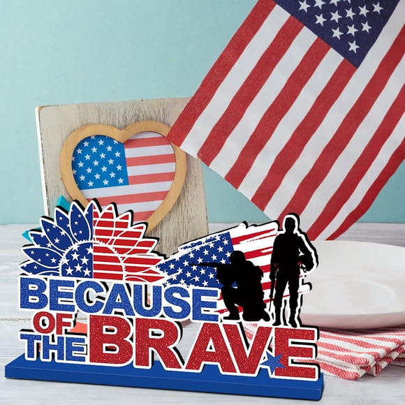 Independence Day Ornament Commemorative Day Decoration Table Emblem Ornament