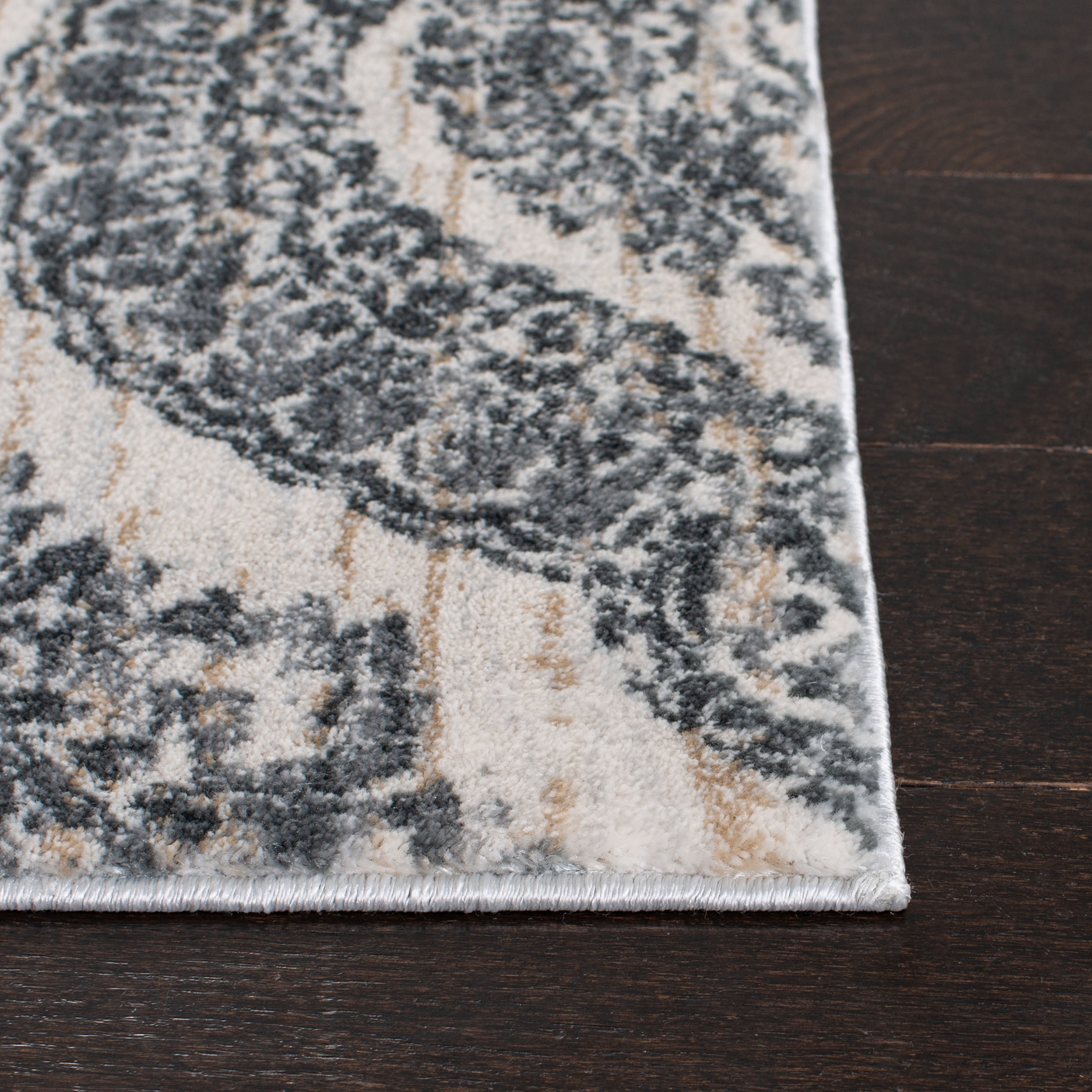 SAFAVIEH Isabella Trenton Floral Runner Rug, Grey/Ivory, 2'2" x 7'