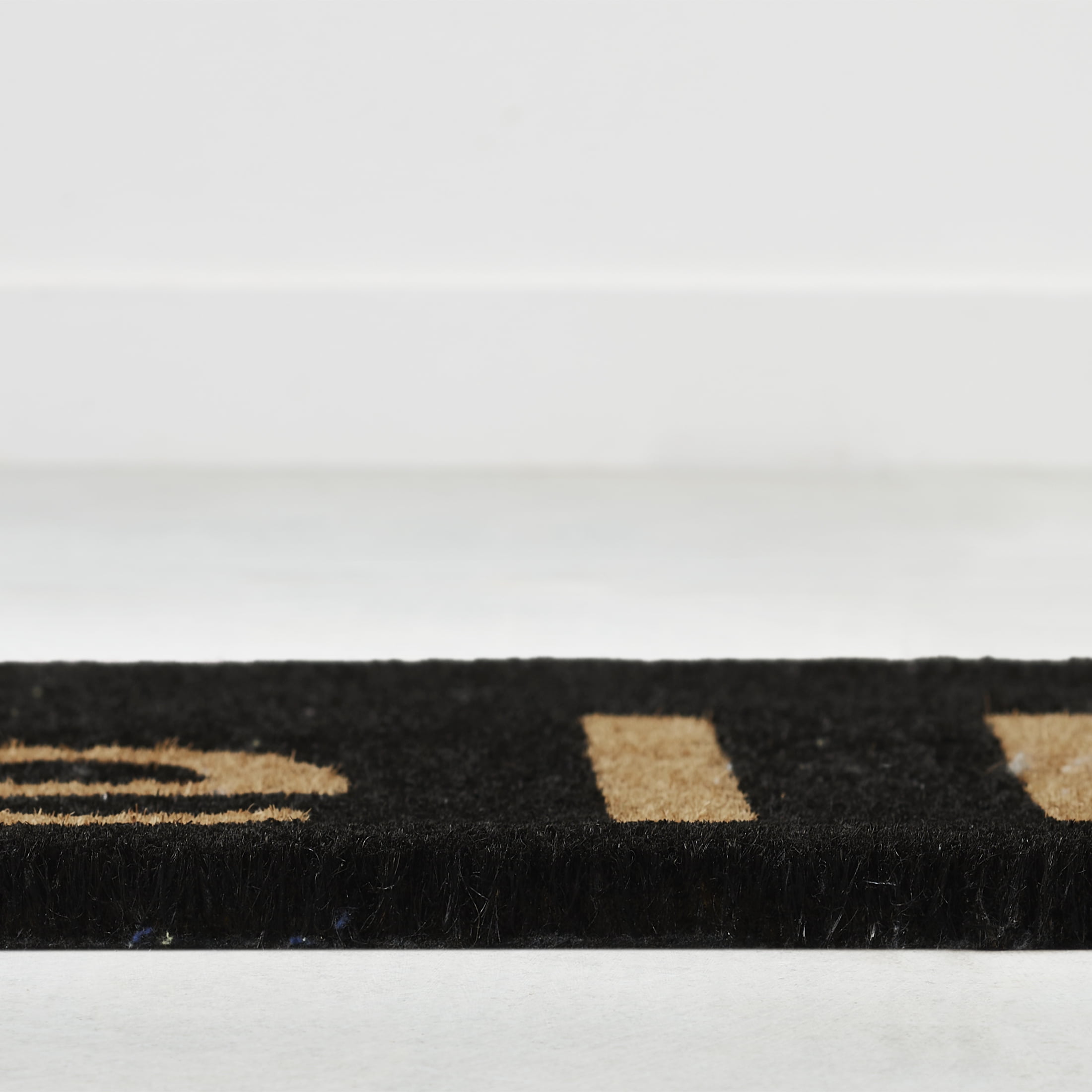 1'6x2'6/18x30 Hello Doormat Black - Project 62™