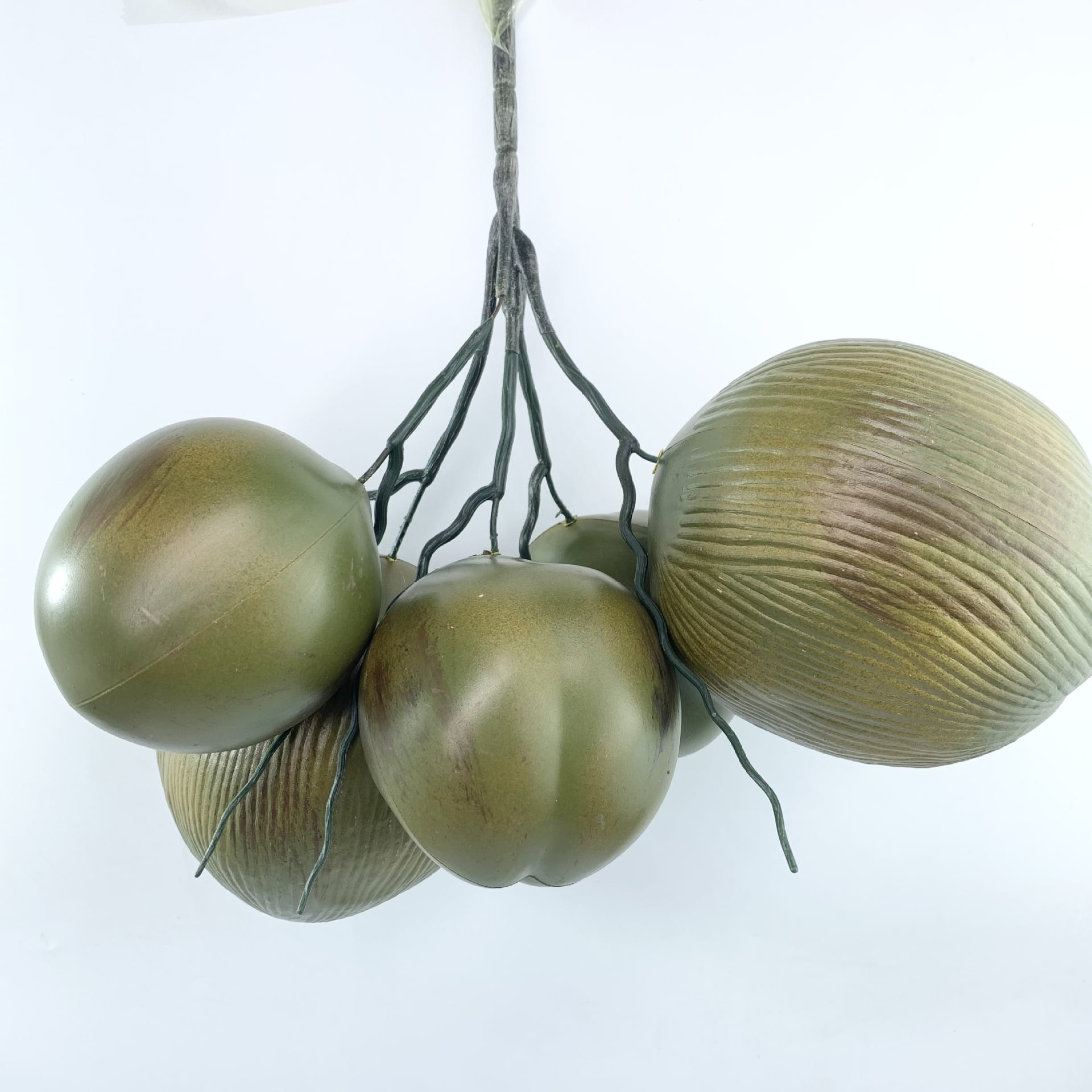 4pcs Artificial Coconuts Tropical Coconuts Ornaments Realistic Coconuts