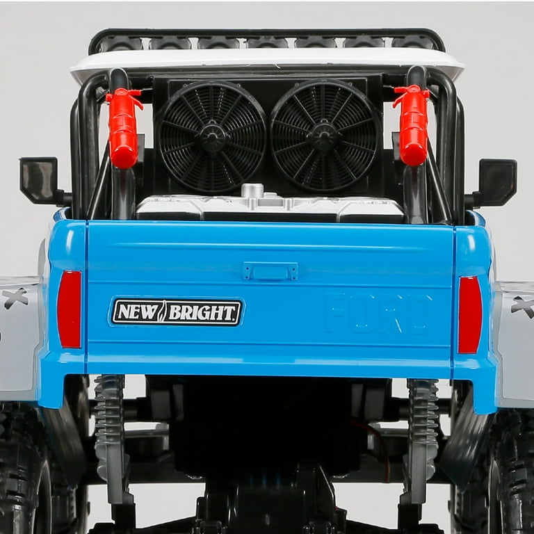 ニリント ブリキ アーリーブロンコ New Bright (1:8) Ford