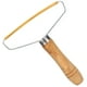 thumbnail image 3 of Removedor de pelo de metal para mascotas, removedor portátil de ropa manual Quitapelusas portátil Quitapelusas de madera Diseño de clase mundial Jadeshay  A, 3 of 8