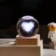 thumbnail image 3 of Luz nocturna de bola de cristal de galaxia 3d, regalos de cumpleaños creativos, Base de madera USB, regalo para sala de estar y dormitorio, 3 of 4