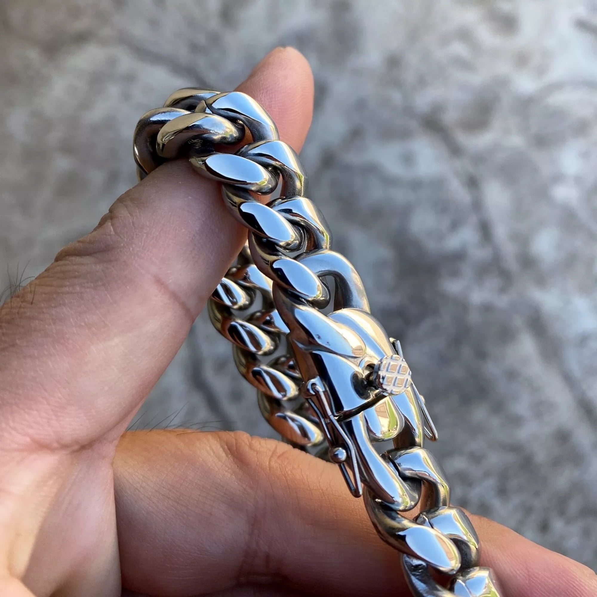 RapzGz Men’s 14mm Cuban Link Bracelet, Durable 18K Gold/Black/Rainbow/Silver Tone Stainless Steel Bracelet for Men & Women, Hip Hop Bracelets Chain, 8"-9.5" Ideal Gift for Him & Her.