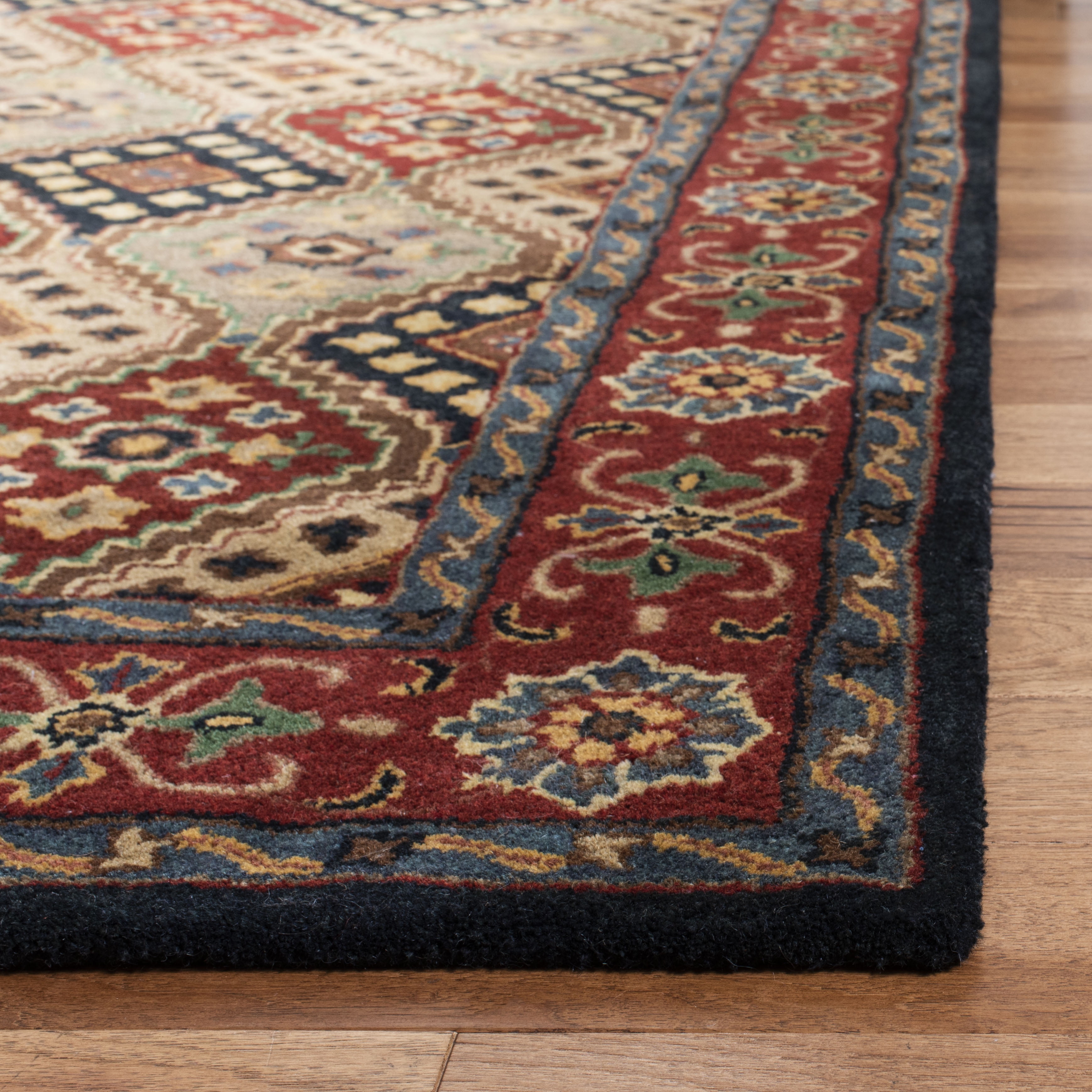 Safavieh Heritage Petar Oriental Area Rug, Red/Beige, 6' x 6' Square