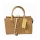 thumbnail image 4 of Bolso de mano Michael Kors Sheila Satchel para mujer Camel, 4 of 9