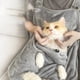 thumbnail image 4 of Ropa para Gatos Artefacto para Abrazos para Gatos Delantal de Piel Antiadherente Babero para Gatos Al Aire Libre Ropa para Mascotas Suministros para Gatos Antipiel con Agujeros, 4 of 5
