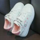 thumbnail image 4 of 2022 primavera y otoño nuevos zapatos deportivos informales blancos para niños zapatos para correr de fondo plano para estudiantes y mujeres zapatos de tablero para 3-12 años, 4 of 5