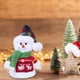 thumbnail image 4 of Lindo muñeco de nieve navideño sentado, figura decorativa para escaparate., 4 of 6