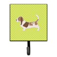 thumbnail image 1 of Basset Damier Laisse Verte Ou Porte-Clés, 1 of 1