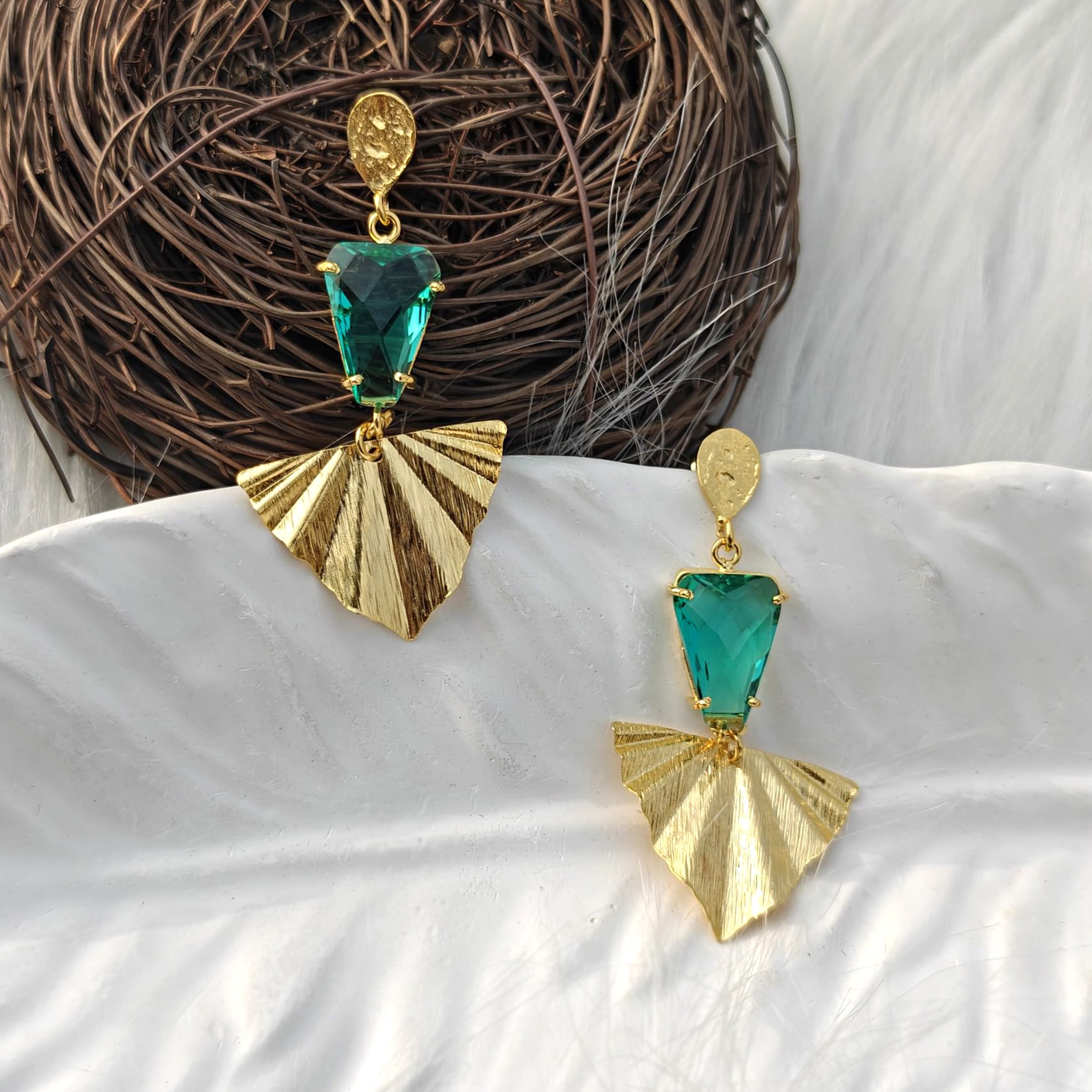 Zeva Jewels Apatite Quartz Gemstone Drop & Dangle 18k Gold Plated Brass Prong Setting Screw Back Earring