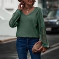 thumbnail image 3 of Camisa de manga larga de encaje con cuello en V para mujer Suelta Casual Moda Agradable para la piel Transpirable Cuello en V Color sólido Top de manga larga Verde S, 3 of 7