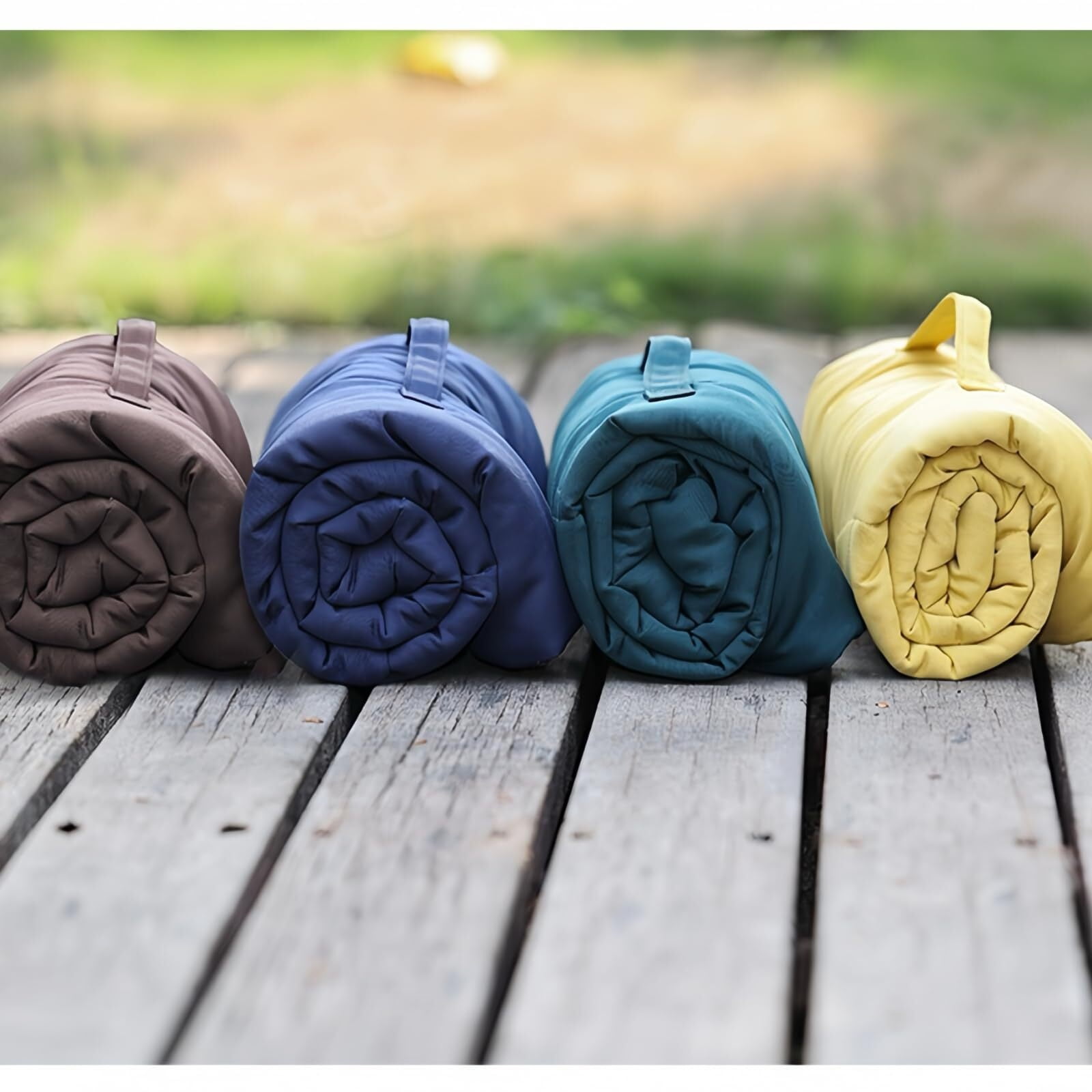 Dog Travel Mat, Travel Outdoor Dog Mat, Waterproof Outdoor Dog Bed, 37.4" x 25.6" Dog Bed Mat, Foldable Dog Bed, Camping Outdoor Dog Bed, Outdoor Foldable & Waterproof Trail Pup Travel Pillow Mat