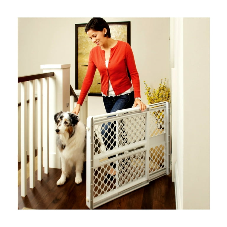 North States 26 In. to 42 In. W. White Plastic Universal Pet Gate