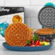 thumbnail image 3 of Uncanny Brands Mini Wafflera con Punto de Disney, 3 of 4