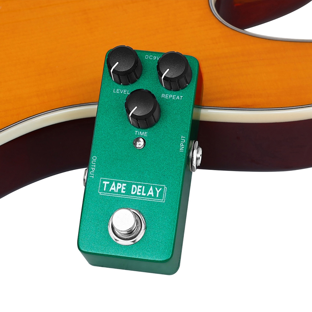Compacts Guitar Sound Processor Multiple Effects Modes Distortion Delay Reverbs User Friendly Studio Equipment