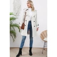 thumbnail image 4 of Gabardina Betusline para mujer, doble botonadura, resistente al viento, color blanco, 4 of 7