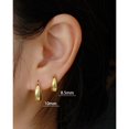 thumbnail image 3 of YHE0179 Pendientes de botón de plata esterlina S925 brillantes con hebilla de oreja de estilo de metal simple Pendientes de personalidad de celebridad de Internet de alto sentido, 3 of 6