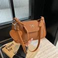 thumbnail image 4 of Bolsos para las axilas de mujer, novedad de 2024, bolsos de hombro versátiles con lazo de cuero retro para mujer, bolsos de diseñador para viajar al trabajo, bolso para mujer, 4 of 5