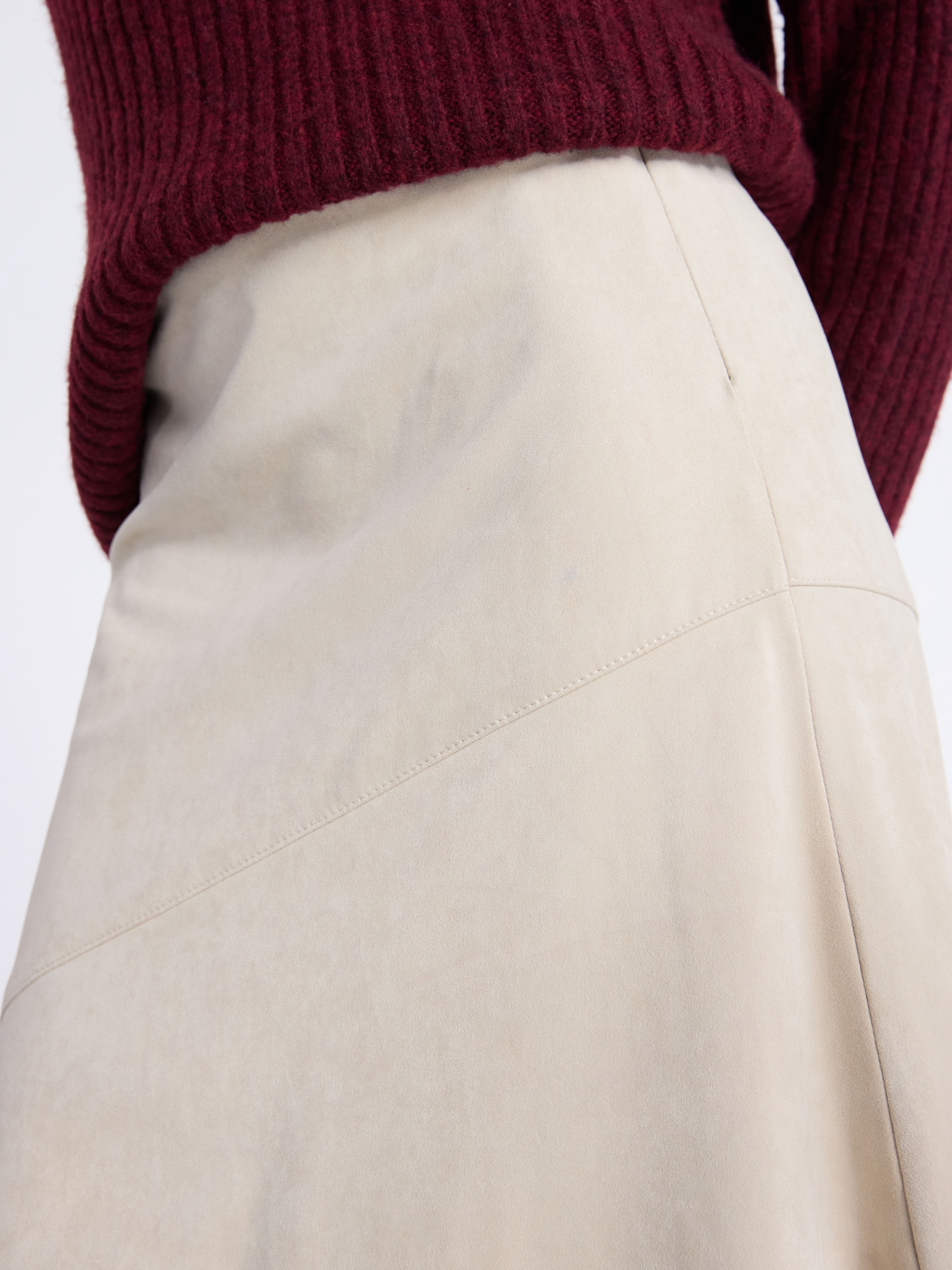 Time and Tru Women's Faux Suede Midi Skirt, 31" Length, Sizes 0-18
