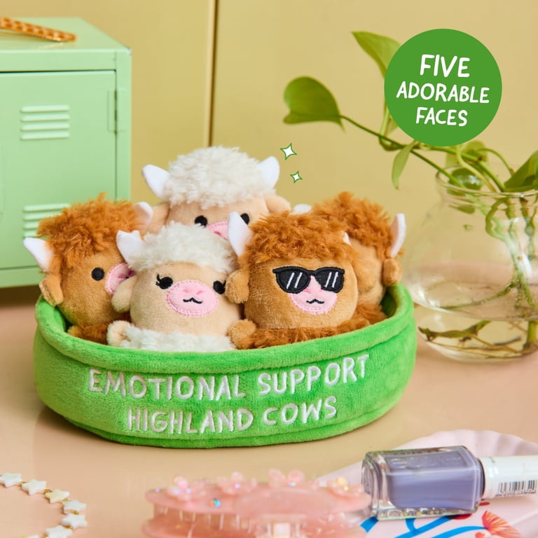 Highland Cow Plush Toy Set With Carrying Basket photo 3