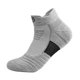 thumbnail image 1 of JShteea Calcetines Baloncesto para Hombre Calcetines Cortos Gruesos Con Parte Inferior Toalla Antideslizante (gris), 1 of 9