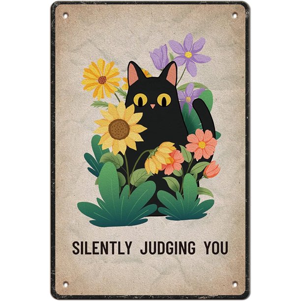 Letrero de hojalata con diseño de gato negro que dice "Silently Judging You" (Juzgándote en silencio), placa de metal vintage, letrero de hojalata decorativo de pared de metal retro de 8 x 12