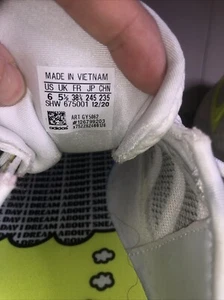 Adidas ZX 2K Boost J White & Volt Athletic Training Shoes Sz 6