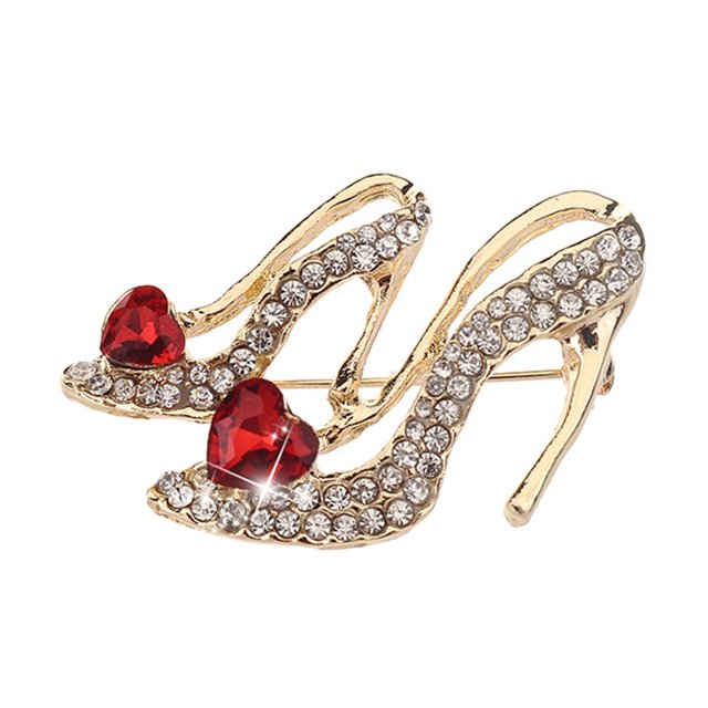 Shisuyan Elegant Brooch Golden Heart Shaped Rhinestone Alloy Pin 1Pcs 1.8x1.1In