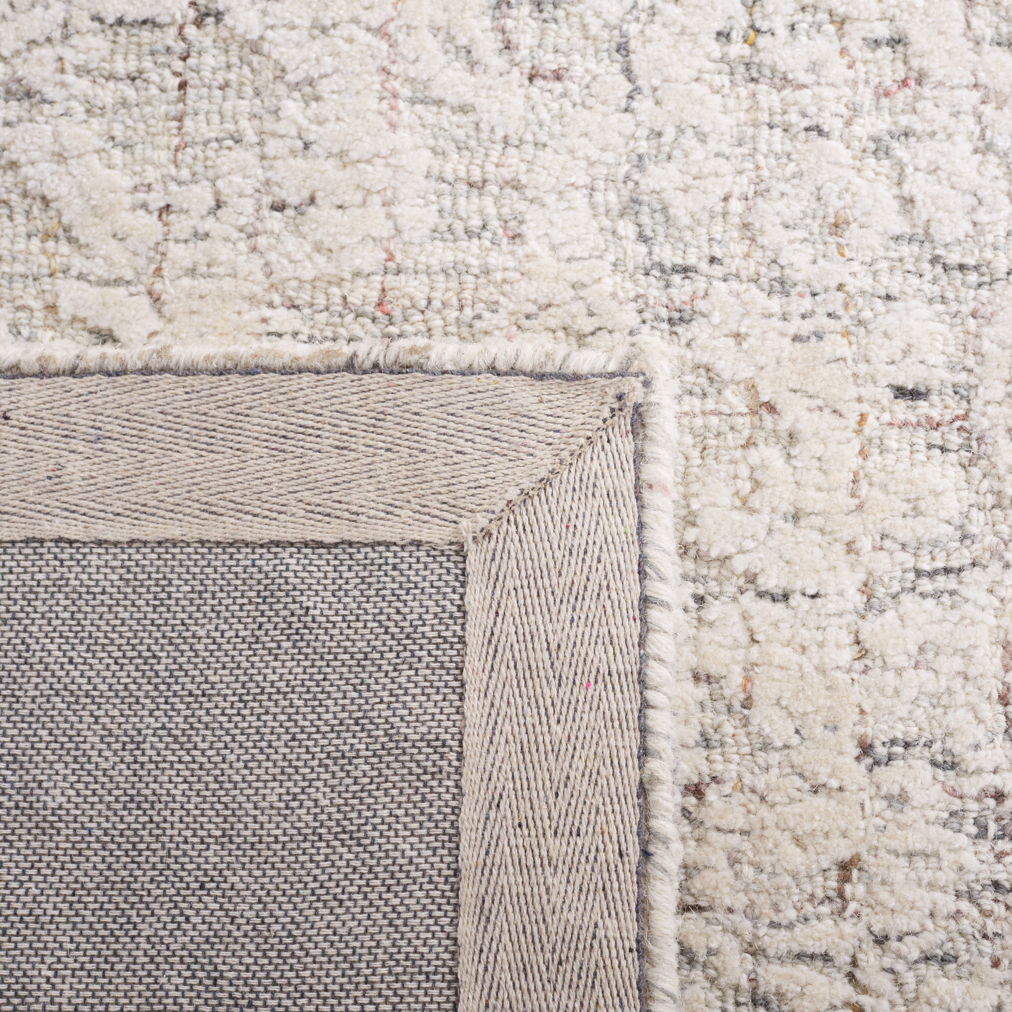 SAFAVIEH Metro Aideen Distressed Runner Rug, Grey/Ivory, 2'3" x 9'