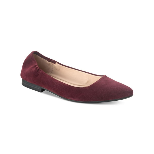 Maroon pointed store toe flats